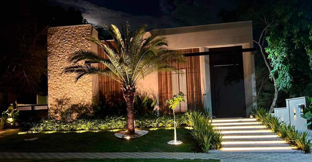 linda casa colinas do paratehy urbanova