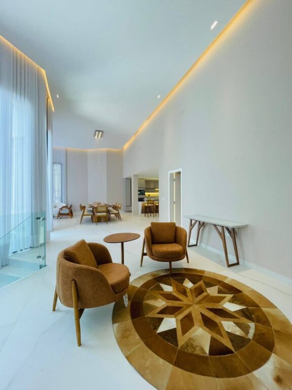 linda casa colinas do paratehy urbanova