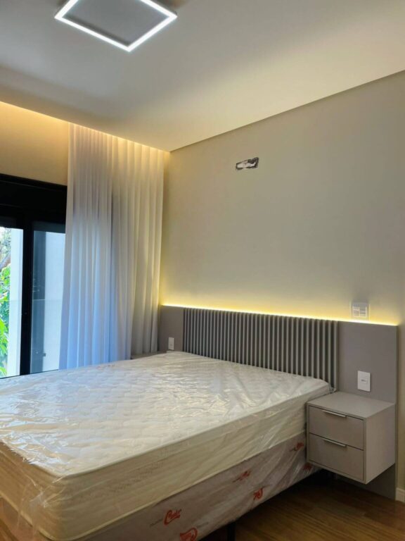 linda casa colinas do paratehy urbanova