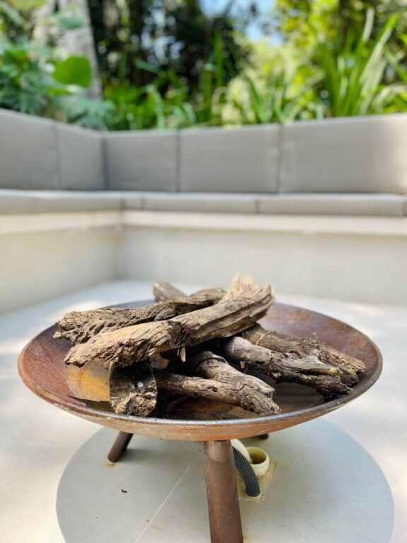 linda casa colinas do paratehy urbanova