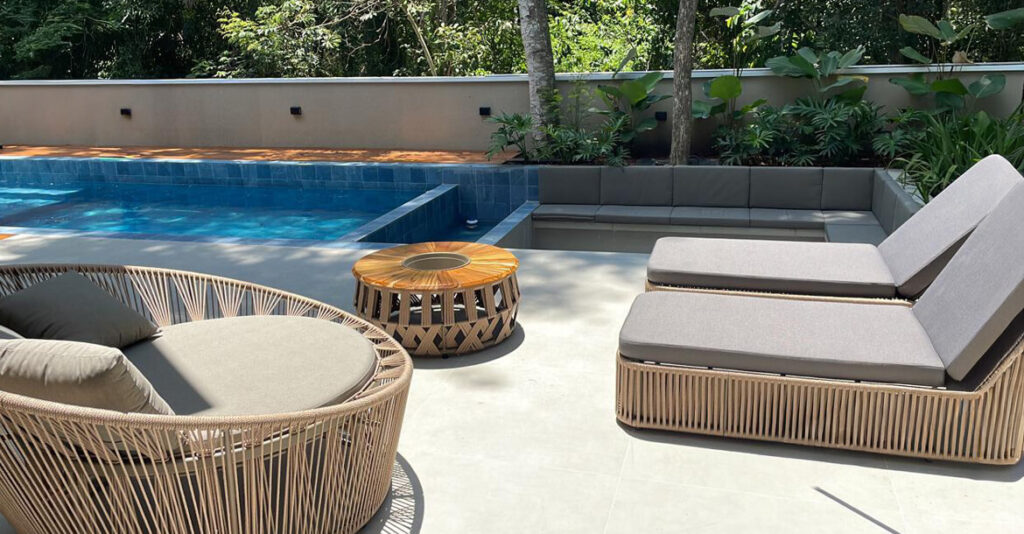 linda casa colinas do paratehy urbanova